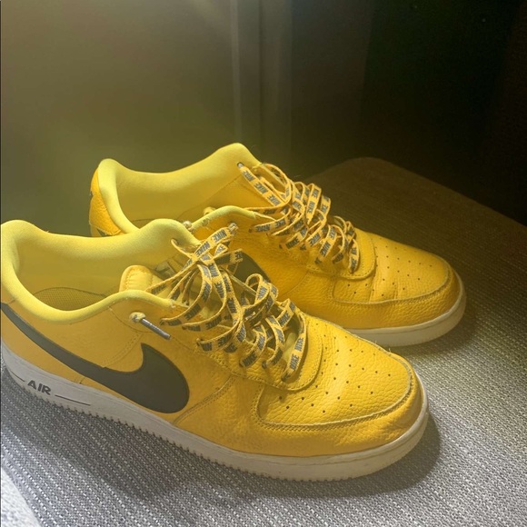 Air force one - Picture 3 of 3